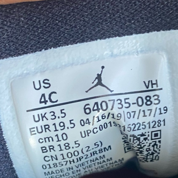 Jordan 1 Mid “Black Multi” Toddler Sneakers  - SZ 4 C - Picture 13 of 13